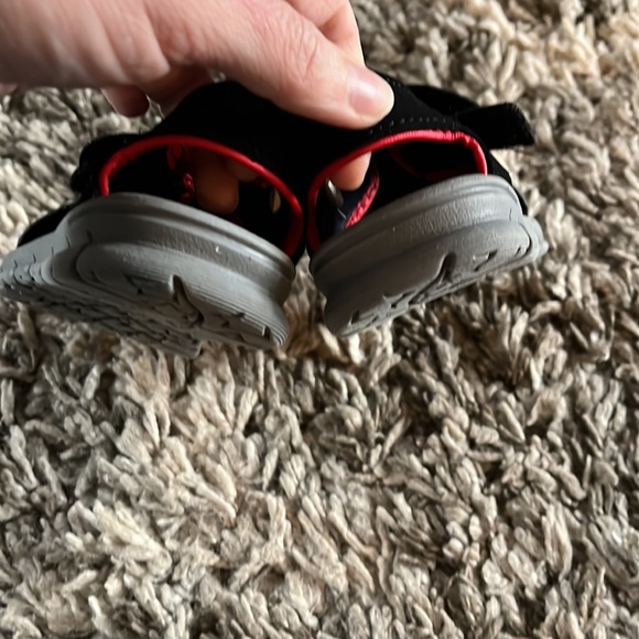 Mickey Mouse sandals - Picture 4 of 8